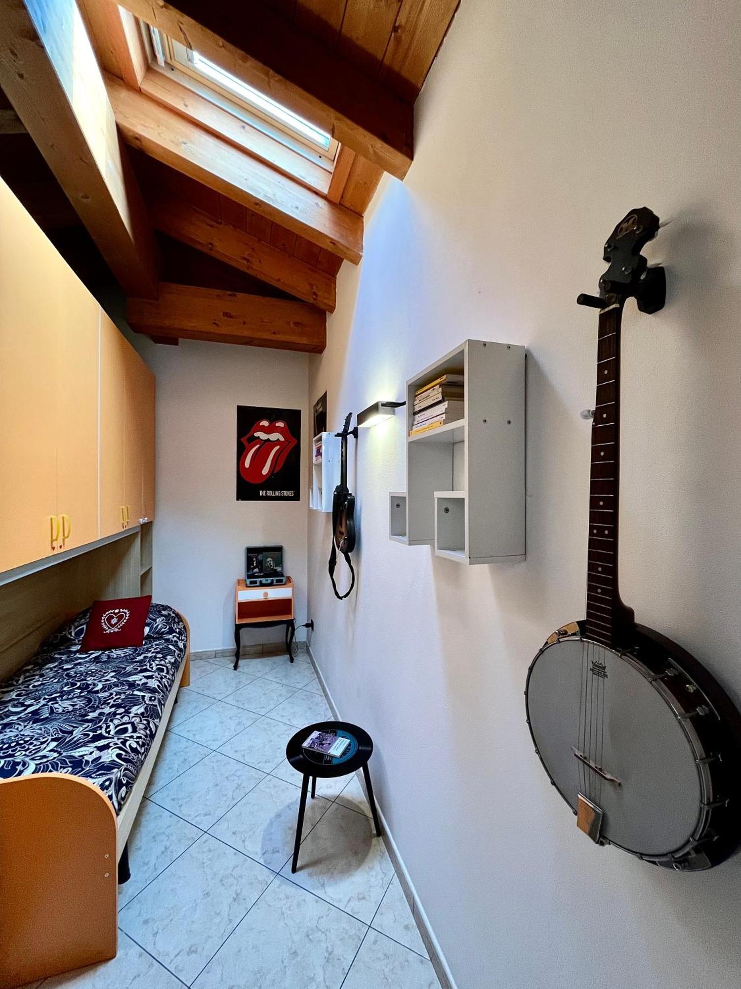 Art Music House Lake Como Dongo Luaran gambar